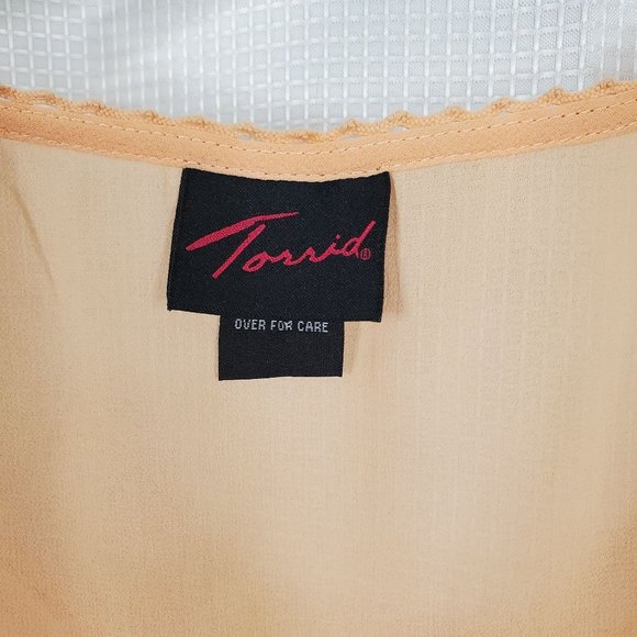 Torrid Size 2 2X Shirt Blouse Semi Sheer Lace Accent Chiffon Flutter Orange - Picture 9 of 10